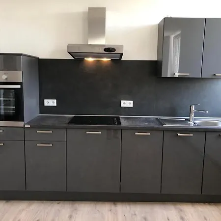 Studio M - Stylish Central City Business For 5 Guests Dusseldorf