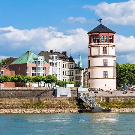 Studio M - Stylish Central City Business For 5 Guests * Dusseldorf