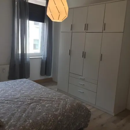 Apartment Studio M - Stylish Central City Business For 5 Guests